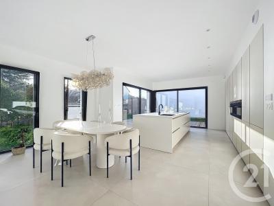 Ecouflant, Pays de la Loire 49000, France