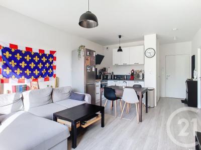 St Cyr Sur Loire, Centro 37540, França