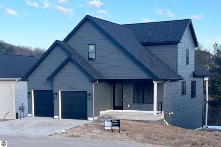 13844 S Azmiuth Drive , 70, Traverse City, Michigan 49684, USA