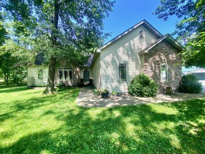 10950 Prestwicke Dr, Benton, Illinois 62812, USA