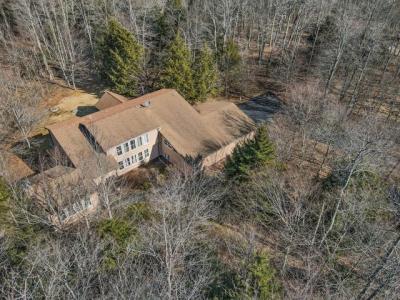 58 Bender Road, Gouldsboro, Pennsylvania 18424
