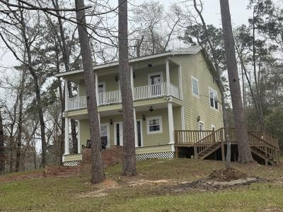 652 Emory Landing, Deridder, Louisiana 70634, USA