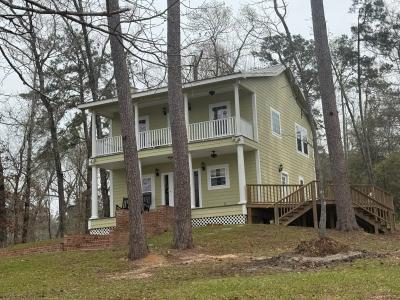 652 Emory Landing, Deridder, Louisiana 70634, USA