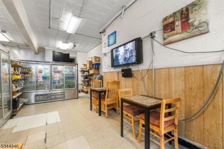 117 Valley Rd, Clifton City, Nueva Jersey 07013, Estados Unidos