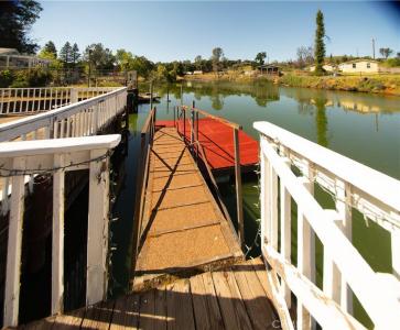 16390 Tish A Tang Road, Lower Lake, カリフォルニア 95457, アメリカ合衆国