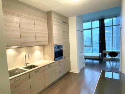1155 Rue de la Montagne, Montréal (Ville-Marie), Québec H3G 0C7, Canada