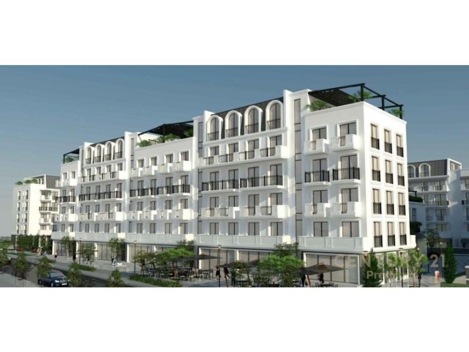 Mjull - Bathore, Tirana, Albania