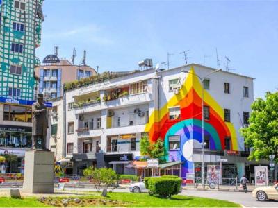 Tirana e Re, Tirana, Albania