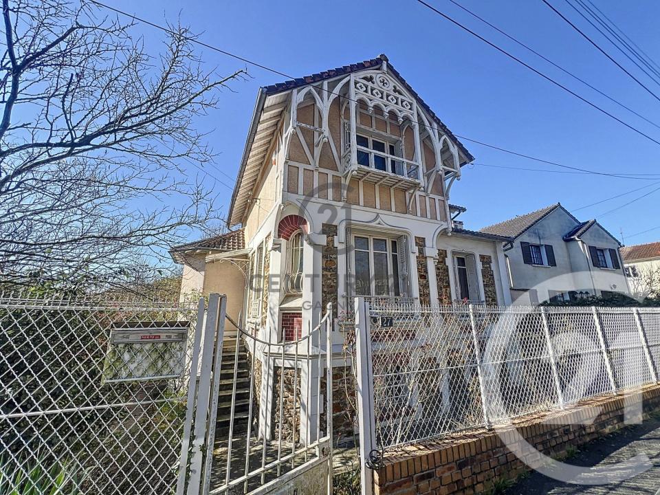 Gagny, Île-de-France 93220, France