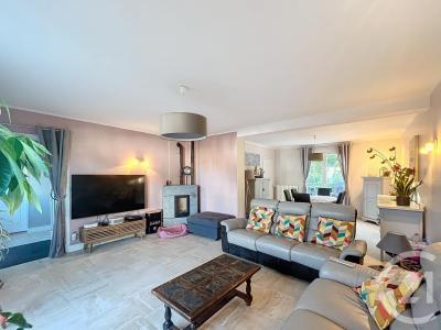 Lacroix St Ouen, Picardie 60610, Francia