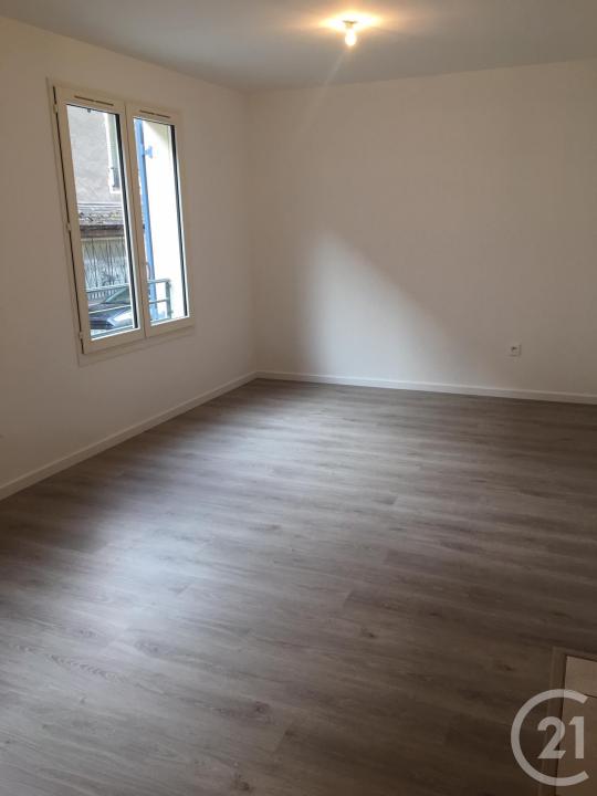 Montlhery, Île-de-France 91310, アキタン