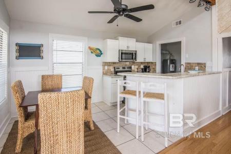 2134 W Highway 180, Gulf Shores, Alabama 36542