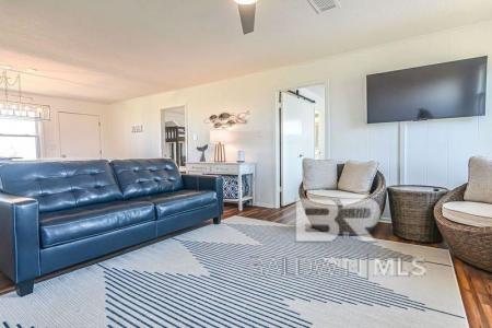 2126 W Highway 180, Gulf Shores, Alabama 36542