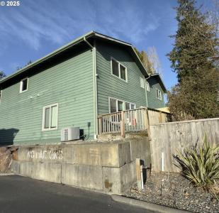 815 OLD COUNTY RD 10, Brookings, ولاية أوريغون 97415, الولايات المتحدة