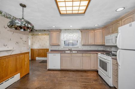 64 Merrimack Rd., Methuen, Massachusetts 01844