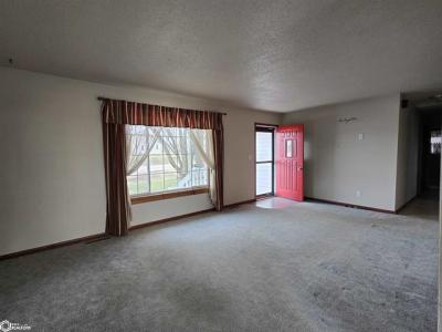 1213 Main Street, Montrose, Iowa 52639, USA