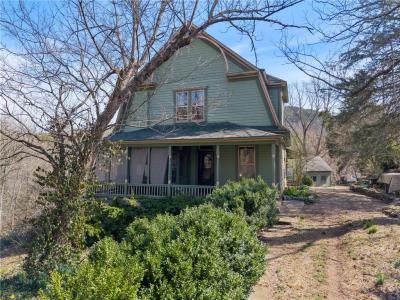 41 Alexander St., Eureka Springs, Arkansas 72632, USA