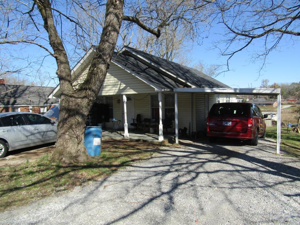 803 Mill Street, Manchester, Tennessee 37355, Estados Unidos