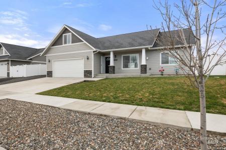 1722 Pioneer Drive, Lewiston, Idaho 83501