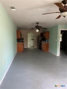 414 Henk Lane, San Marcos, Texas 78666, USA