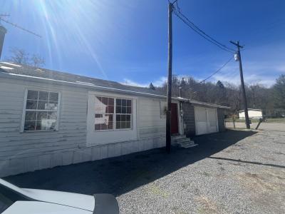 818 Oakdale, Applachia, Virginia 23666, USA