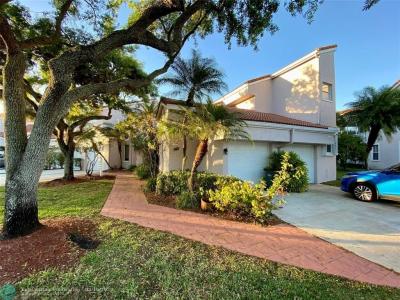 14937 SW 15th St 14937, Pembroke Pines, Florida 33027, USA