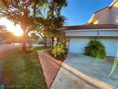 14937 SW 15th St 14937, Pembroke Pines, Florida 33027