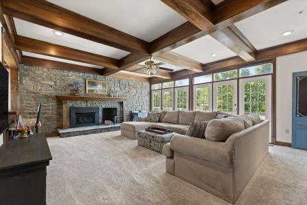 448 North Hills Road, Corbin, Kentucky 40701, USA