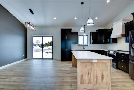 4036 Mill Run Road, Eau Claire, Wisconsin 54729