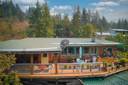 3096 LINDBERG ROAD, Sorrento, British Columbia V0E 2W1, Canada
