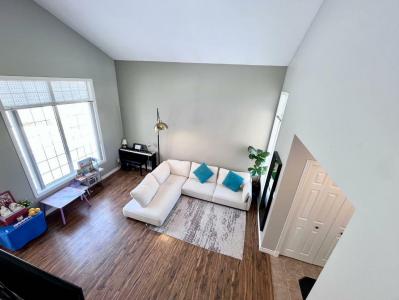 452 MOUNTAIN STREET, Hinton, Alberta T7V 1K2, Canada