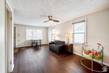 2348 IOWA AVE, Ogden, 猶他州 84401, 美國