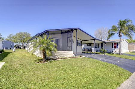 3051 Shady Creek Drive, Wesley Chapel, Florida 33543, USA