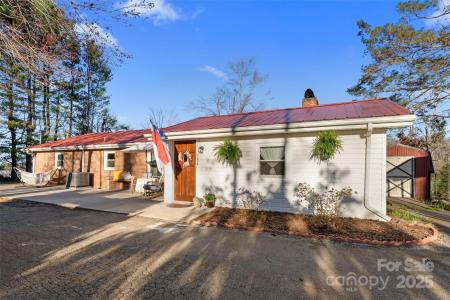 184 Walker Lane, Fletcher, NC 28732, USA