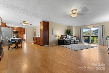 184 Walker Lane, Fletcher, 北卡羅來納州 28732, 美國