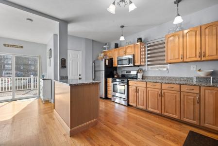 30 Howell Street , #1, Boston, Massachusetts 02125, USA