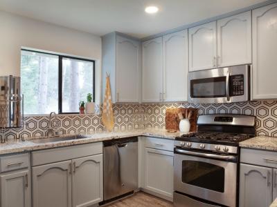 11131 Ragan Way, Grass Valley, California 95949, USA