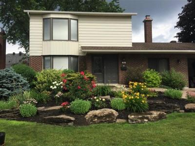 95  Rue Morley Hill, Kirkland, Quebec H9J 2S7, Canada