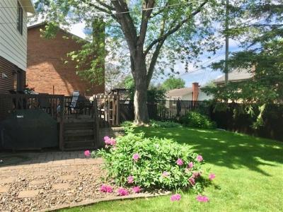 95 Rue Morley Hill, Kirkland, Quebec H9J 2S7, Kanada