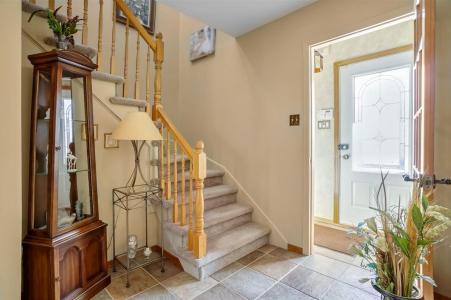 95 Rue Morley Hill, Kirkland, Quebec H9J 2S7, Kanada