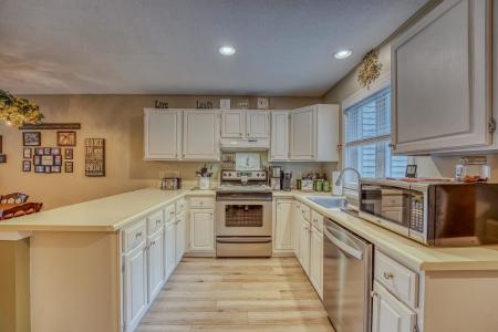 51 Mountain River East Road 63, Thornton, New Hampshire 03285
