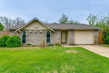 2028 Victoria Road, Carrolton, Texas 75007, USA