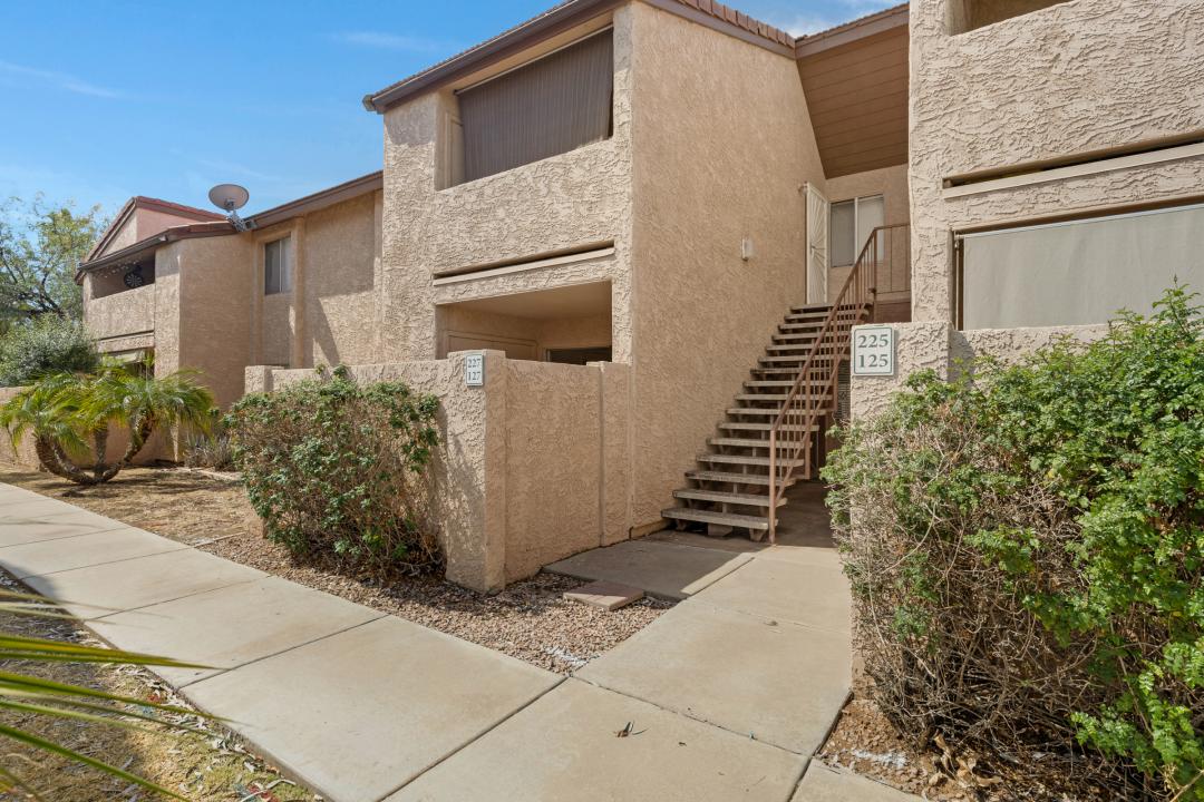 1942 S. Emerson #127, Mesa, Arizona 85210