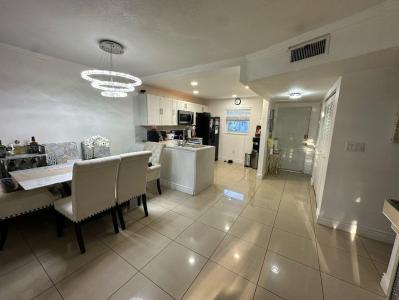 8351 Sands Point Bolevard A304, Tamarac, Florida 33321, USA