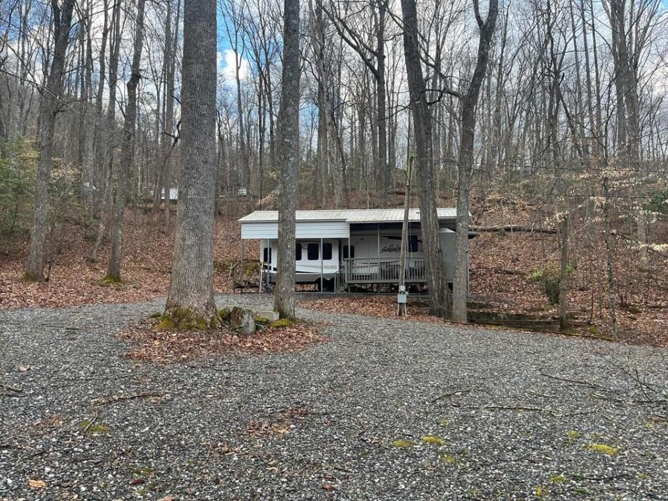 142 Gander Gap Road, Hiawassee, Georgia 30546, USA