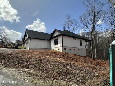 301 Seminole Trace, Loudon, Tennessee 37774, USA
