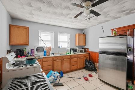 522 Willow, Woonsocket, Rhode Island 02895, États-Unis