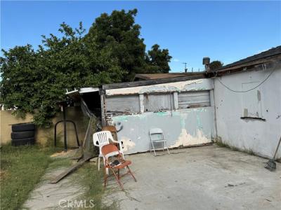 8225 2nd Street, Paramount, California 90723, Estados Unidos
