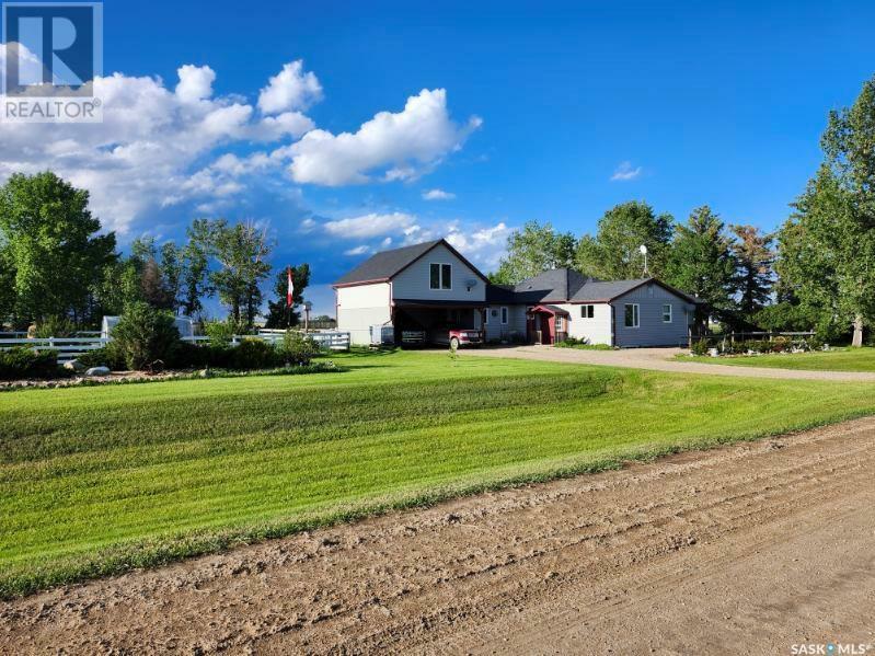 BELL ACREAGE, Benson Rm No. 35, Saskatchewan S0C 0L0, Canada