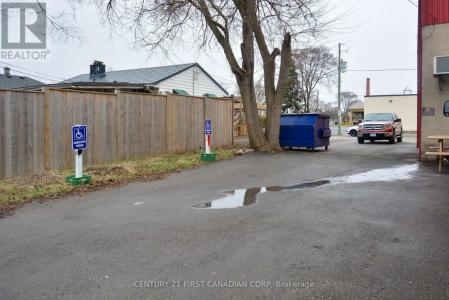 1680 DUNDAS STREET EAST, London East (east H), Ontario N5W 3C4, Kanada